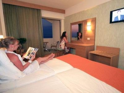 Ialyssos Bay Hotel Ялисос Екстериор снимка