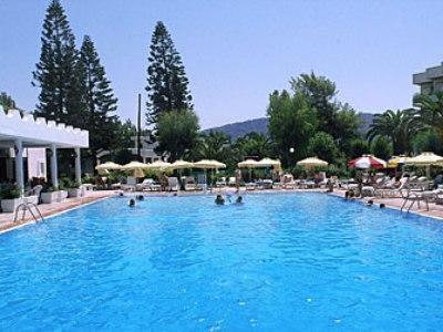 Ialyssos Bay Hotel Ялисос Екстериор снимка